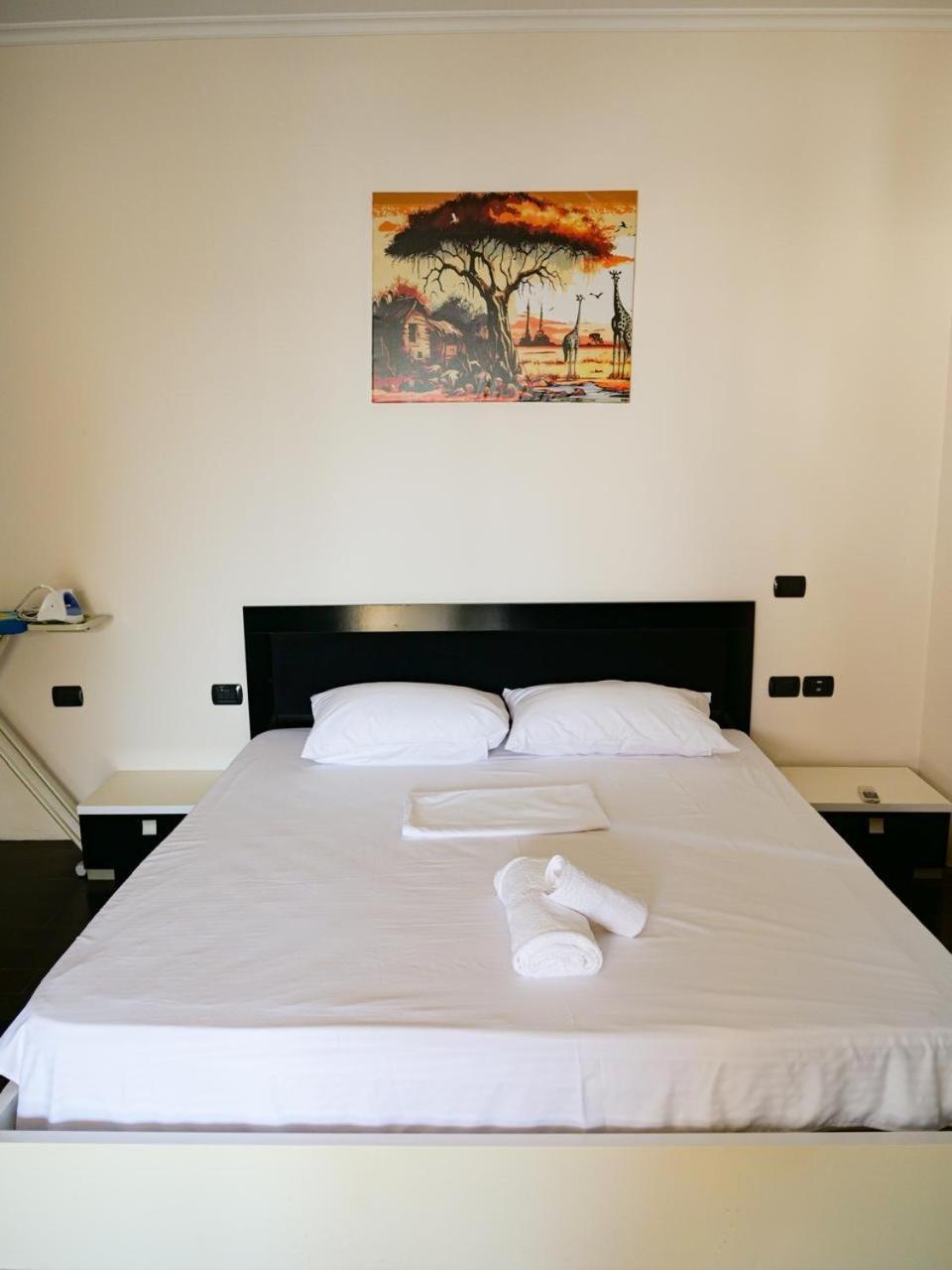 Lux Apartment วญอเรอ ภายนอก รูปภาพ